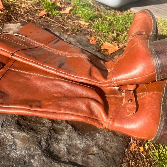 Shoes - Gorgeous brown boots